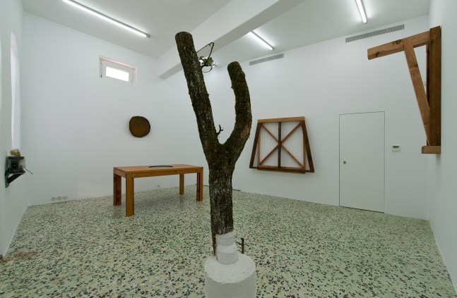 Installation view of Oscar Tuazon sculptures exhibition