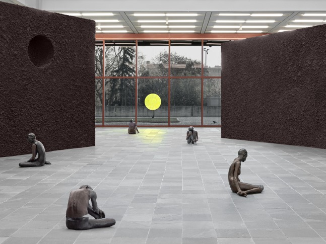 Installation view of sculptures by Ugo Rondinone