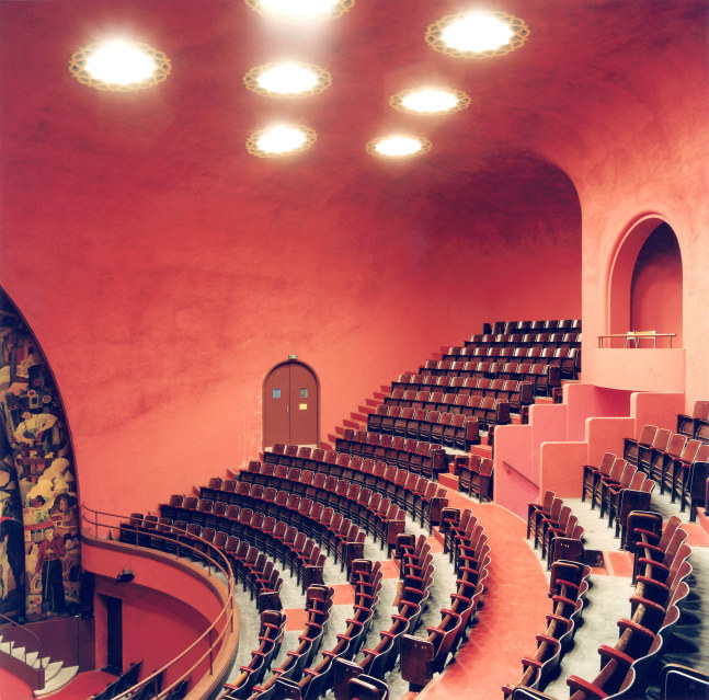 Interior photograph by Candida Höfer