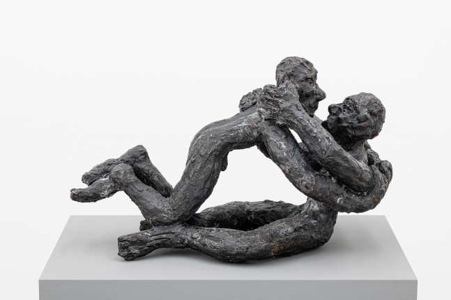 embrace II

2023

Bronze

Ed. 1/3 + 1 AP

Sculpture 31 x 50 x 29 cm / 12 1/4 x 19 5/8 x 11 3/8 in

Pedestal 90 x 54 x 33 cm / 35 3/8 x 21 1/4 x 13 in

Weight 16.9 kg (37.3 lbs)

&amp;copy; Andrew Lord