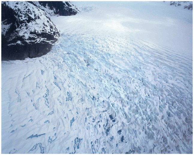 ICE FORMS VII

2001/2008

C-print mounted to aluminum, framed

Ed. 3/6 + 2 AP

Image&amp;nbsp; 122 x 152.5 cm / 48 x 60 inches

Frame&amp;nbsp; 125 x 156 x 5 cm / 49 1/4 x 61 3/8 x 2 inches

40&amp;#39;000 USD