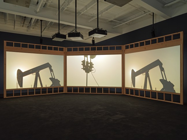 Installation view, Doug Aitken, HOWL, Galerie Eva Presenhuber, Zurich, 2023