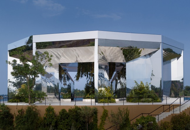 Installation view of living art installation by Doug Aitken