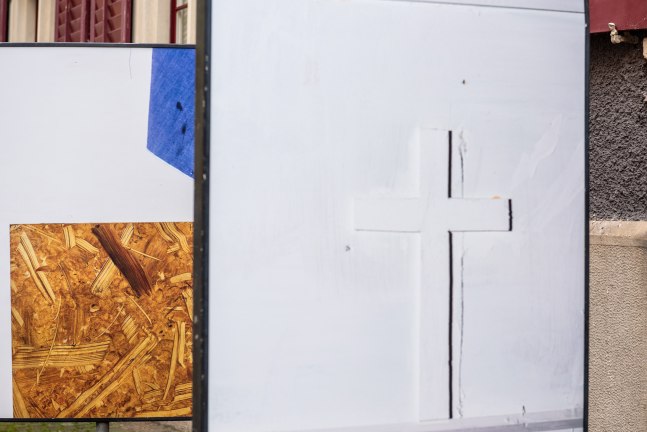 Installation view, Valentin Carron, From A to Bex, TABLEAU, Bahnhof Stadelhofen, Zurich, 2025