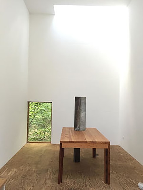 Installation view of sculpture by Oscar Tuazon