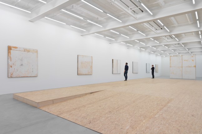Installation view of Oscar Tuazon sculptures and floor installation exhibition