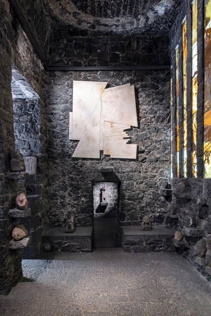 Installation view, Wyatt Kahn, Fantasmas, Museo Anahuacalli, Mexico City, 2024