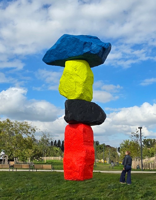 Installation view, Ugo Rondinone, vienna mountain, Bank Austria Park, Vienna, 2025