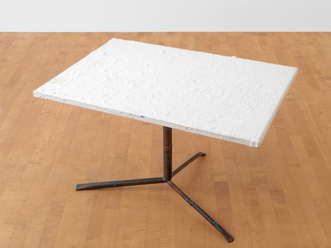 Tisch

ca. 1996

Wood, paint, steel, rebar

72 x 104 x 65 cm / 28 3/8 x 41 x 25 5/8 in

&amp;copy; Archiv Franz West &amp;copy; Estate Franz West