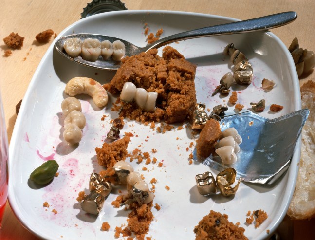 Torbjørn Rødland Plate and Spoon 2015 Chromogenic print