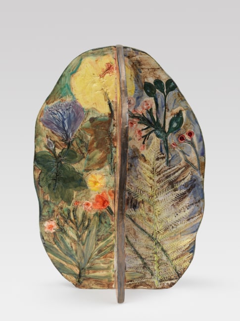 Sam Falls Untitled (Serrano Garden, 4) 2018 Glazed ceramic 42 x 26 x 29 cm / 16 1/2 x 10 1/4 x 11 3/8 in