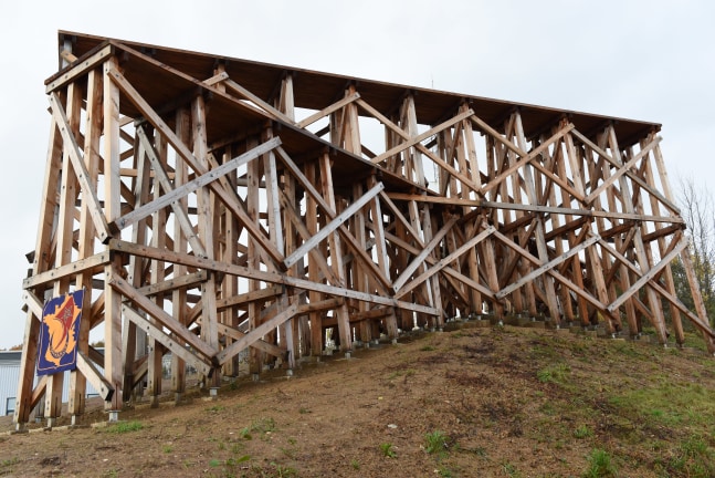 Installation view of outdoor sculpture by Oscar Tuazon