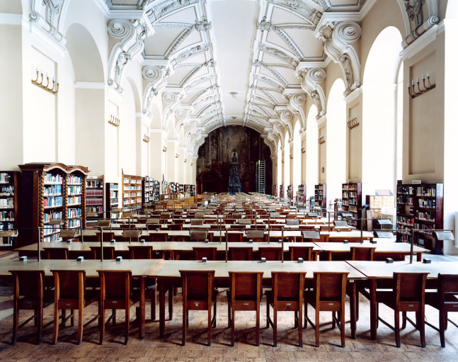 Interior photograph by Candida Höfer