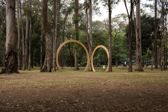 Installation view of sculpture by Oscar Tuazon