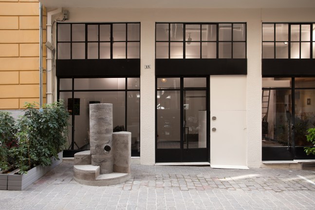 Installation view of sculpture by Oscar Tuazon