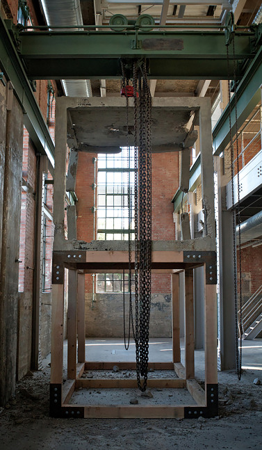 Installation view of sculpture by Oscar Tuazon