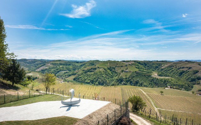 Jean-Marie Appriou, The Traveler, Neviglie, Piedmont, 2023