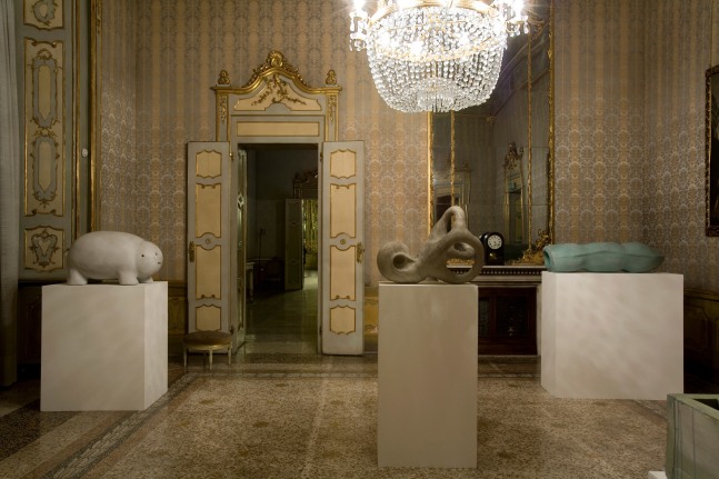 Installation view of sculptures by Peter Fischli and David Weiss