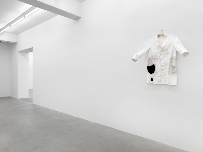 Installation view of Jean-Frédéric Schnyder paintings and sculpture exhibition