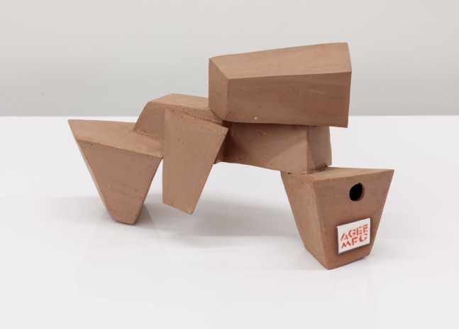 Ann Agee

Hand Warmers (122), 2018

Pigmented earthenware with white slip

5 x 9 x 3 ins.
12.7 x&amp;nbsp;22.86 x&amp;nbsp;7.62 cm