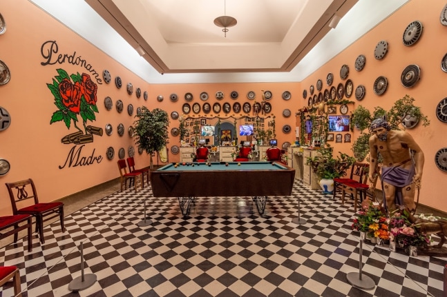 Pep&amp;oacute;n Osorio
No Crying Allowed in the Barbershop (En la barber&amp;iacute;a no se llora), 1994
mixed media and video installation
Dimensions variable