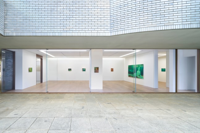 Head Games (Installation View) Courtesy Perrotin, Photographed by Osamu Sakamoto.