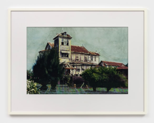Hew Locke
Rose Hall, 2014
acrylic on chromogenic print
Sheet: 32 1/8 x 48 1/8 ins.
81.6 x 122.2 cm
Framed: 50 x 65 ins.
127 x 165.1 cm