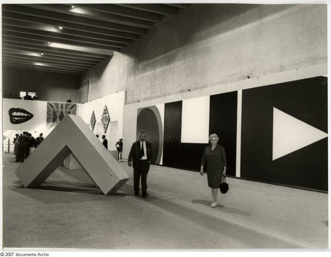 Documenta IV