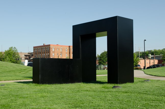 Steel, painted black
10 &amp;times; 10 &amp;times; 12 ft. (304.8 &amp;times; 304.8 &amp;times; 365.8 cm), edition 2/3
Des Moines Art Center, IA
