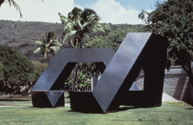 Steel, painted black
15 &amp;times; 37 &amp;times; 20 ft. (4.57 &amp;times; 11.28 &amp;times; 6.1 m), unique
Hawai&amp;#39;i State Foundation on Culture and the Arts, Honolulu
Photo: Joyce P Schwartz