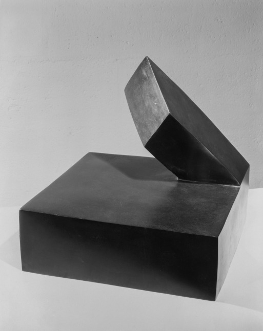 Projected in steel
14 ft. 6 in. &amp;times; 13 ft. 10 1/8 in. &amp;times; 13 ft. 10 1/8 in. (442 &amp;times; 422 &amp;times; 422 cm)
Unrealized