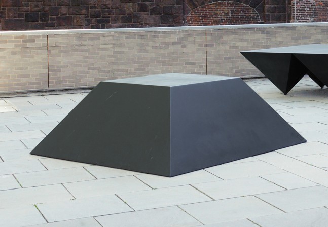 Welded bronze, black patina
28 in. &amp;times; 6 ft. 8 in. &amp;times; 6 ft. 8 in. (71.1 &amp;times; 203.2 &amp;times; 203.2 cm), edition 1/6
Yale University Art Gallery, New Haven, CT