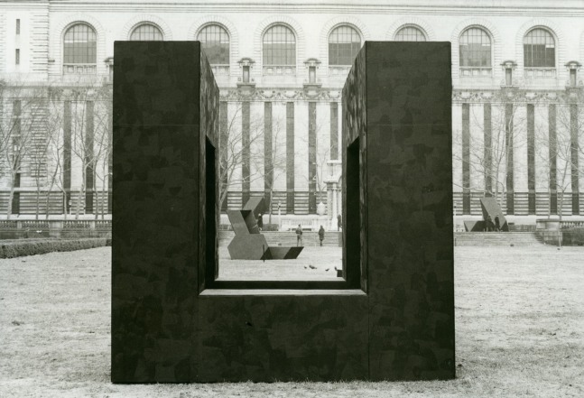 Plywood, painted black
10 ft. 8 in. &amp;times; 10 ft. 8 in. &amp;times; 10 ft. 8 in. (325.1 &amp;times; 325.1 &amp;times; 325.1 cm)
Tony Smith: Bryant Park. New York, 1967