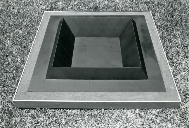 Cardboard
7 x 48 3/4 x 49 in. (17.8 x 123.8 x 124.5 cm)
&amp;nbsp;
