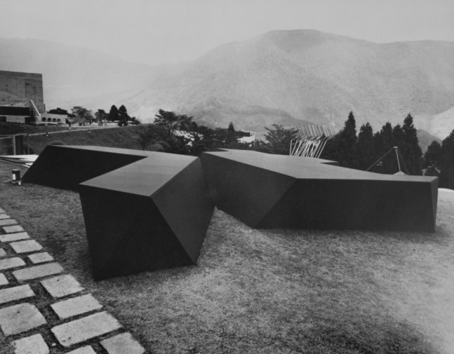 Arm and Trunk
Plywood mock-ups, painted black
Trunk: 4 ft. &amp;times; 24 ft. 10 in. &amp;times; 12 ft. (121.9 &amp;times; 756.9 &amp;times; 365.8 cm)
Hakone Open-Air Museum Exhibition, Japan, 1969