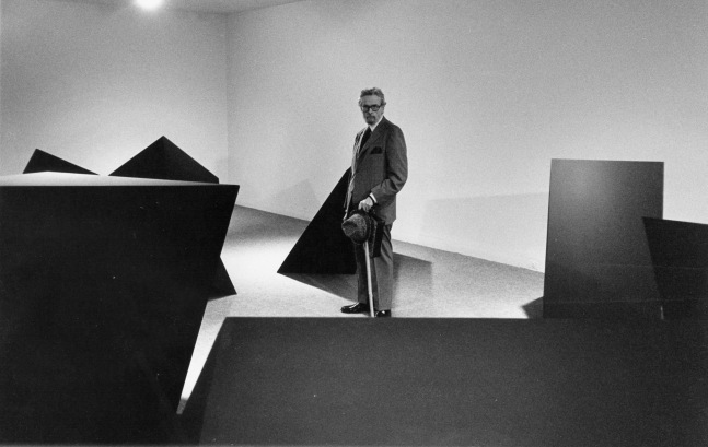 Tony Smith with Ten Elements