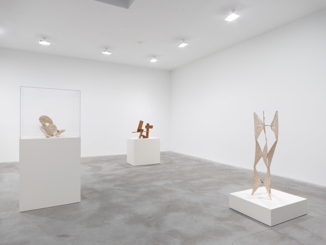 Jackson Pollock and Tony Smith: Sculpture