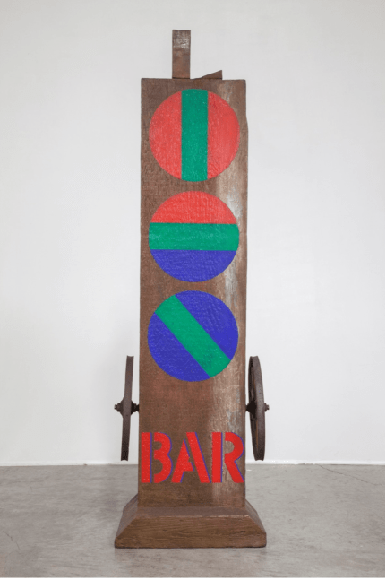 Bar

1960&amp;ndash;62, cast 1991

Painted bronze

58 5/8 &amp;times; 15 &amp;times; 12 5/8 in. (148.8 &amp;times; 38.1 &amp;times; 32 cm)

Edition of eight plus two artist proofs.

&amp;nbsp;

Photo: Courtesy of Walla Walla Foundry, Washington; Artwork: &amp;copy; Morgan Art Foundation Ltd./Artists Rights Society (ARS), NY