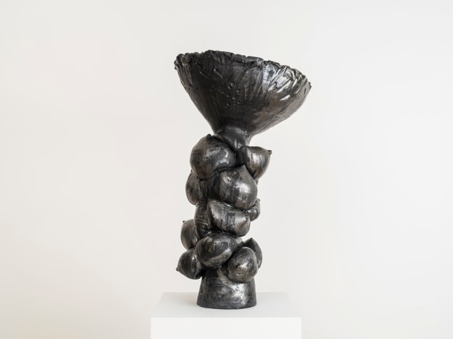 DONNA GREEN
Untitled, 2023
Glazed stoneware
35” H x 20” Dia