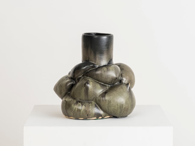 DONNA GREEN
Untitled, 2022
Glazed ceramic
12" H x 13" Dia