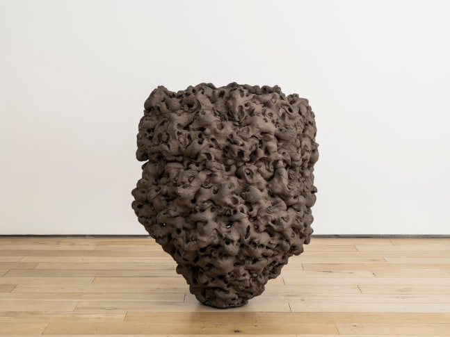 DONNA GREEN
Untitled, 2023
Glazed stoneware
32” H x 26” Dia