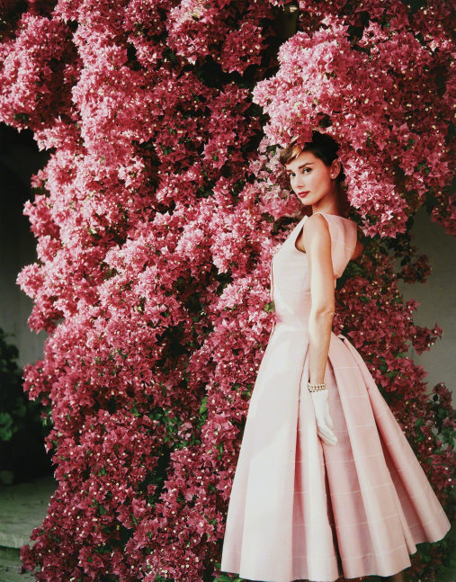 Norman Parkinson, Audrey Hepburn in Givenchy dress at 'Villa Rolli', 1955