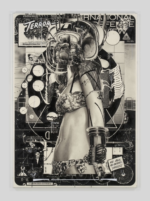 Hiroki Tsukuda

Underwater

2024

Charcoal, acrylic ink and pencil on paper over wood panel with silkscreen printed acrylic frame

69.3 x 49.6 inches

176 x 126 x 4.3 cm

(HT 24/001)