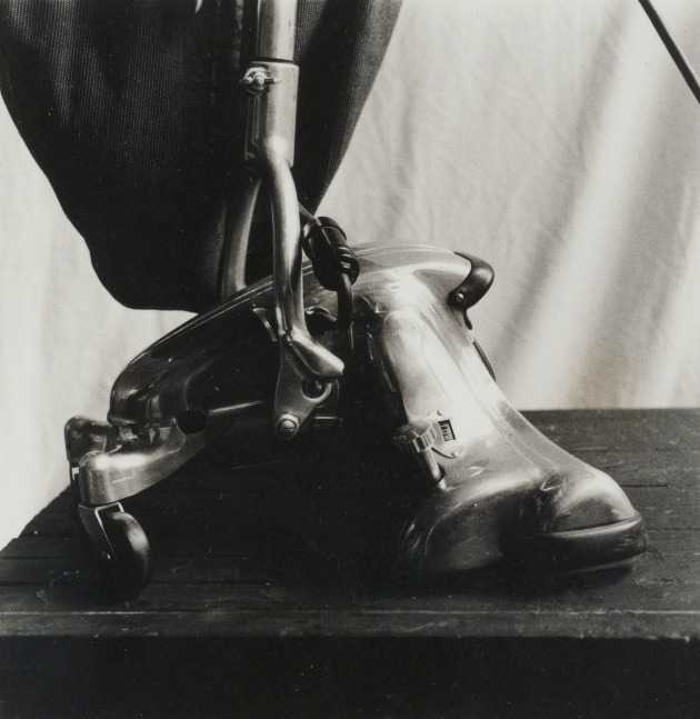 JAY DeFEO

Untitled

1973

Gelatin silver print

Sheet: 5 by 5 in.&amp;nbsp; 12.7 by 12.7 cm.

(MI&amp;amp;N 14723)