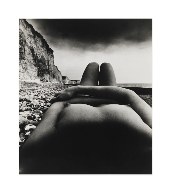 Nude, East Sussex Coast, 1979

gelatin silver print

image: 13 1/2 x 11 1/2 in. / 34.3 x 29.2 cm

sheet: 16 x 12 in. / 40.6 x 30.5 cm

recto: signed, lower right