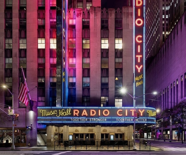 Mark Kornbluth, 6th and 50th, #1 (Radio City)