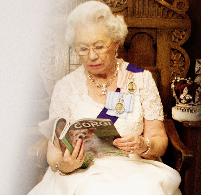 Alison Jackson Queen on the Loo