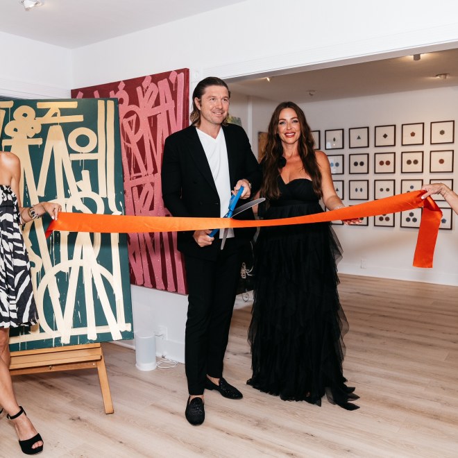 The Sphere Gallery Opens in Laguna Beach with Celebrated Guest Artist Alexander Yulish