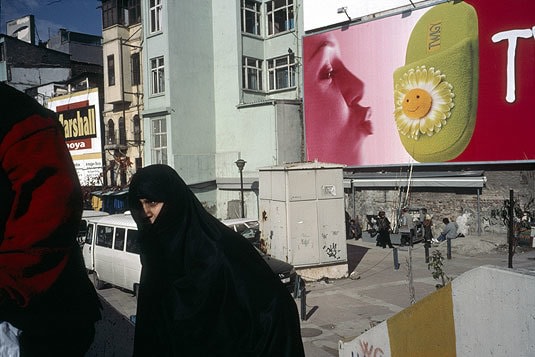 Istanbul, 2003, chromogenic print, 20 x 30 inches