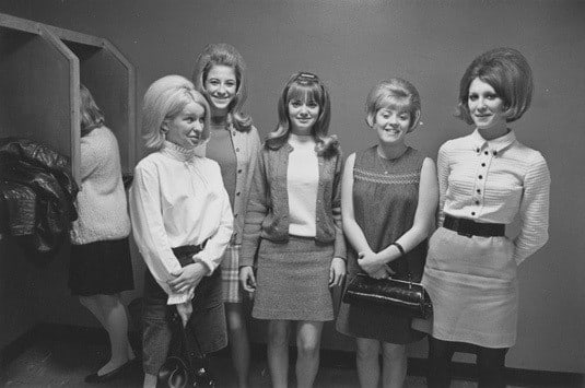 Office workers, Detroit, 1968